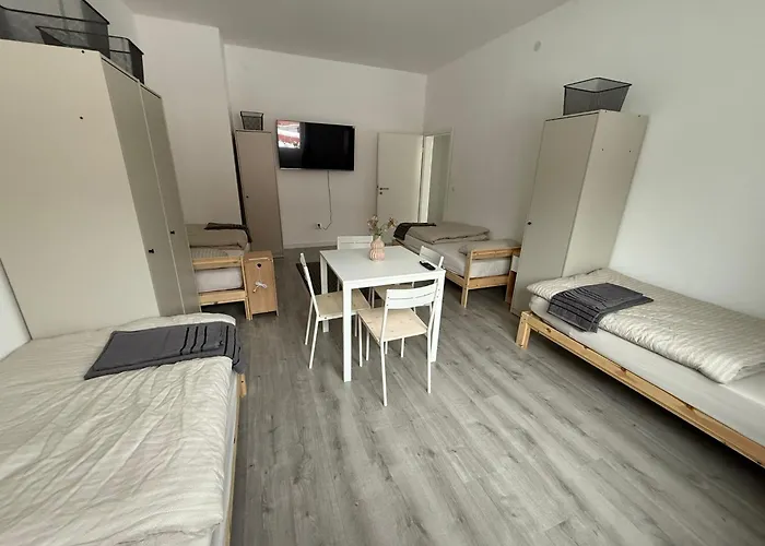 & Monteurzimmer Bei Kuk Hostel